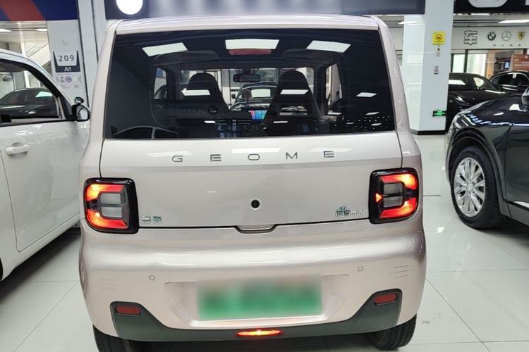 Used Geely Galaxy Panda 2023 Panda Mini 200km Dynamic Bear Rear