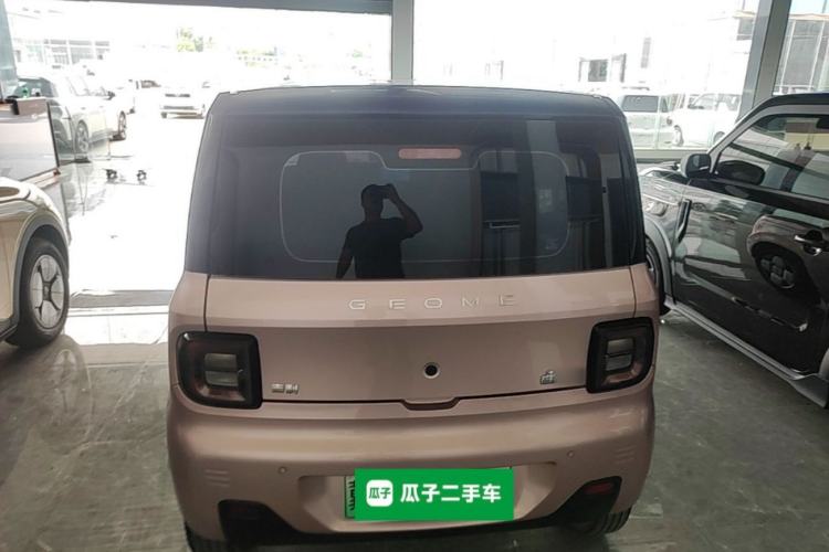 Used Geely Galaxy Panda 2023 Panda Mini 200km Endurance Bear Rear