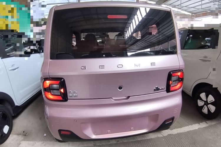 Used Geely Galaxy Panda 2023 Panda Mini 200km Endurance Bear Rear