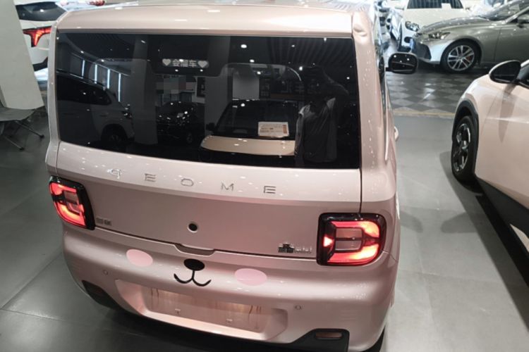 Used Geely Galaxy Panda 2023 Panda Mini 200km Endurance Bear Rear