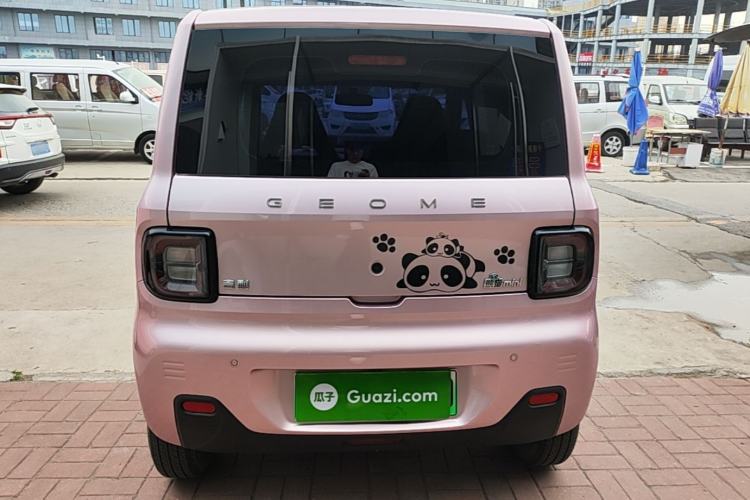 Used Geely Galaxy Panda 2023 Panda Mini 200km Endurance Bear Rear