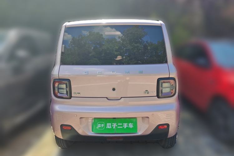 Used Geely Galaxy Panda 2023 Panda Mini 200km Endurance Bear Rear