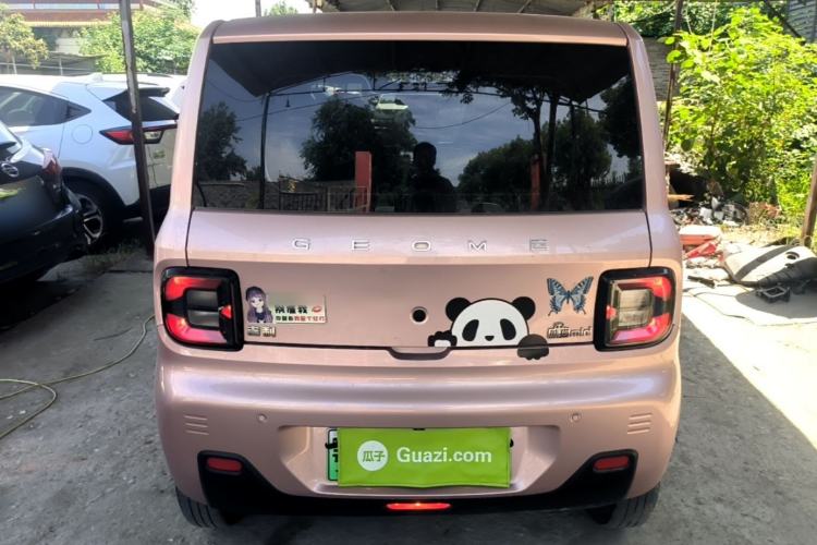Used Geely Galaxy Panda 2023 Panda Mini 200km Endurance Bear Rear