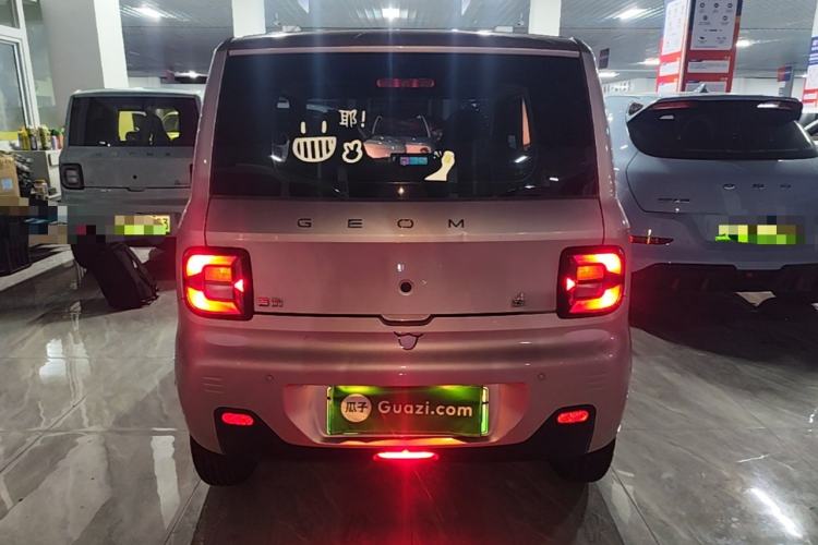 Used Geely Galaxy Panda 2023 Panda Mini 200km Endurance Bear Rear