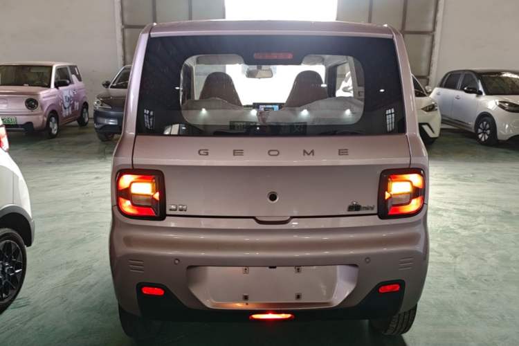 Used Geely Galaxy Panda 2023 Panda Mini 200km Endurance Bear Rear