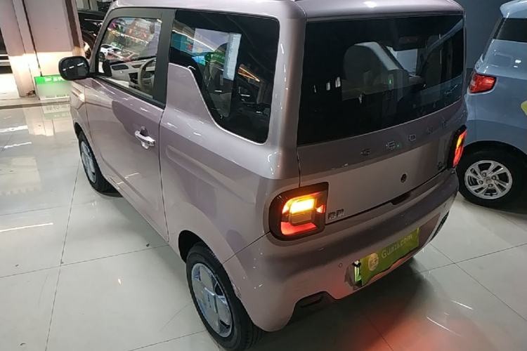 Used Geely Galaxy Panda 2023 Panda Mini 200km Endurance Bear Rear Left 45 Deg