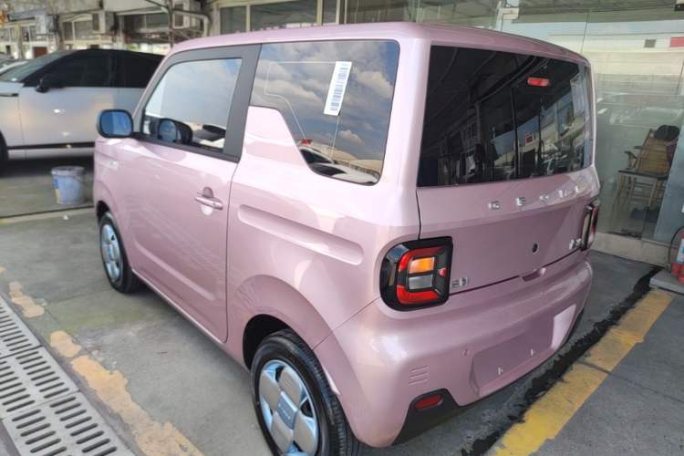 Used Geely Galaxy Panda 2023 Panda Mini 200km Endurance Bear Rear Left 45 Deg