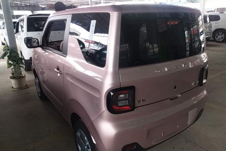 Used Geely Galaxy Panda 2023 Panda Mini 200km Endurance Bear Rear Left 45 Deg