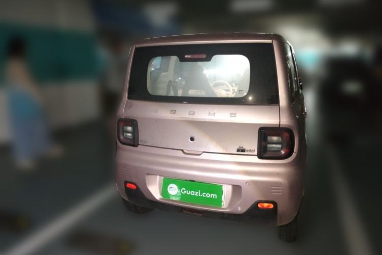 Used Geely Galaxy Panda 2023 Panda Mini 200km Endurance Bear Rear