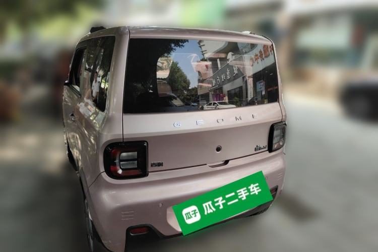 Used Geely Galaxy Panda 2023 Panda Mini 200km Endurance Bear Rear