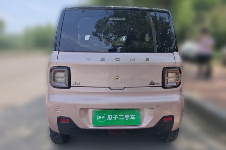 Used Geely Galaxy Panda 2023 Panda Mini 200km Endurance Bear Rear