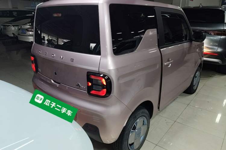 Used Geely Galaxy Panda 2023 Panda Mini 200km Endurance Bear Rear Right 45 Deg