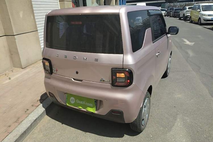 Used Geely Galaxy Panda 2023 Panda Mini 200km Endurance Bear Rear Right 45 Deg
