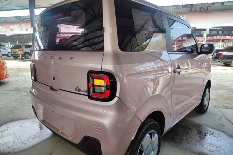 Used Geely Galaxy Panda 2023 Panda Mini 200km "Lucky Duck" Limited Edition – Lucky You! Rear Right 45 Deg