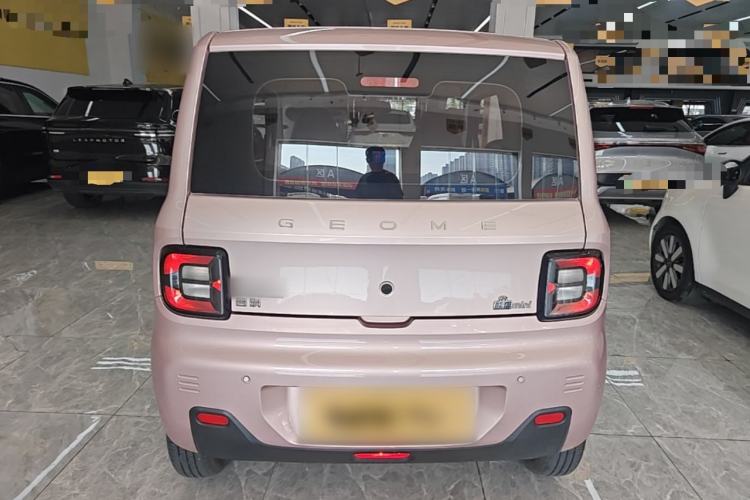 Used Geely Galaxy Panda 2023 Panda Mini 200km Endurance Bear Rear
