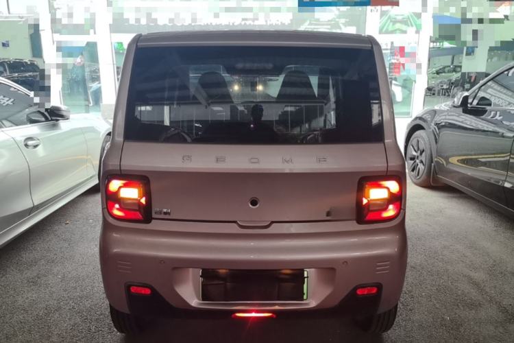 Used Geely Galaxy Panda 2023 Panda Mini 200km Endurance Bear Rear