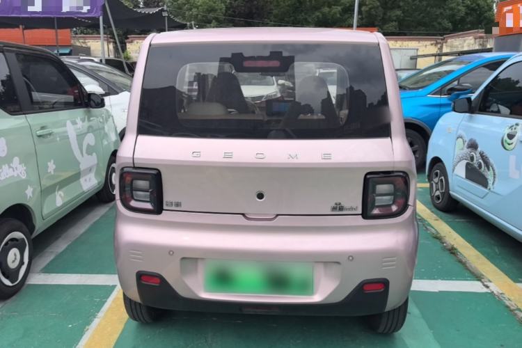 Used Geely Galaxy Panda 2023 Panda Mini 200km Endurance Bear Rear