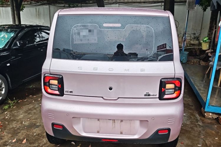Used Geely Galaxy Panda 2023 Panda Mini 200km Endurance Bear Rear