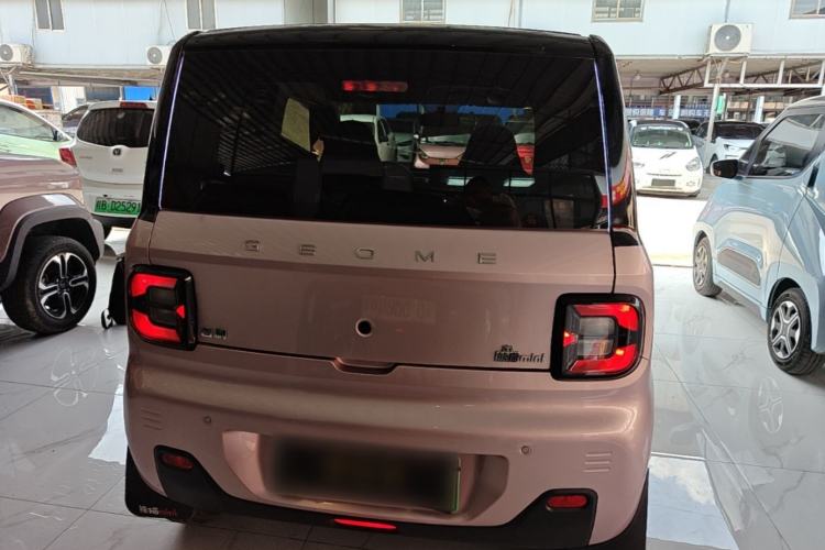 Used Geely Galaxy Panda 2023 Panda Mini 200km Endurance Bear Rear