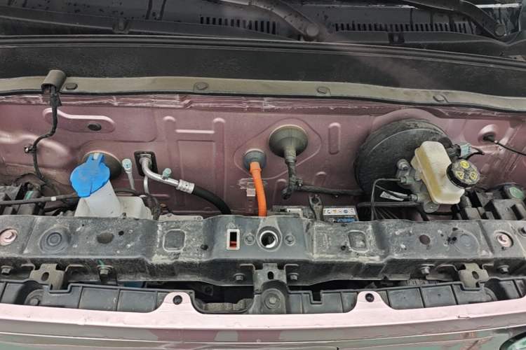 Used Geely Galaxy Panda 2023 Panda Mini 200km Endurance Bear Engine Bay