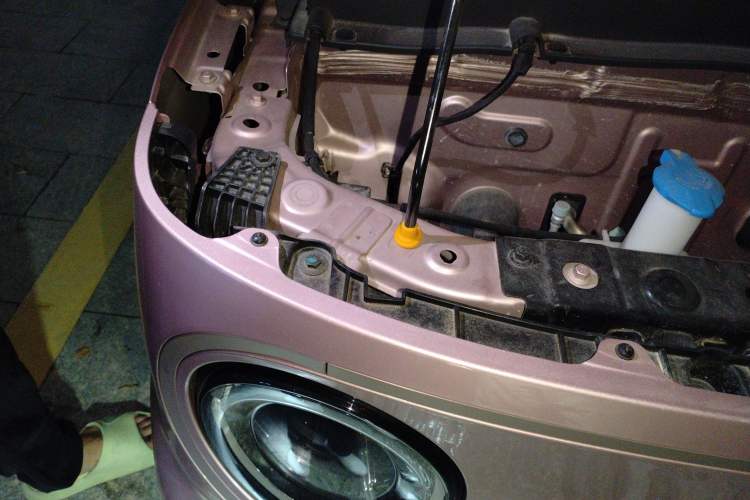 Used Geely Galaxy Panda 2023 Panda Mini 200km Endurance Bear Engine Bay Right