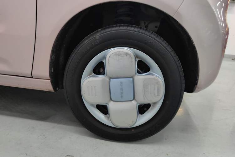 Used Geely Galaxy Panda 2023 Panda Mini 200km Endurance Bear Exterior 3