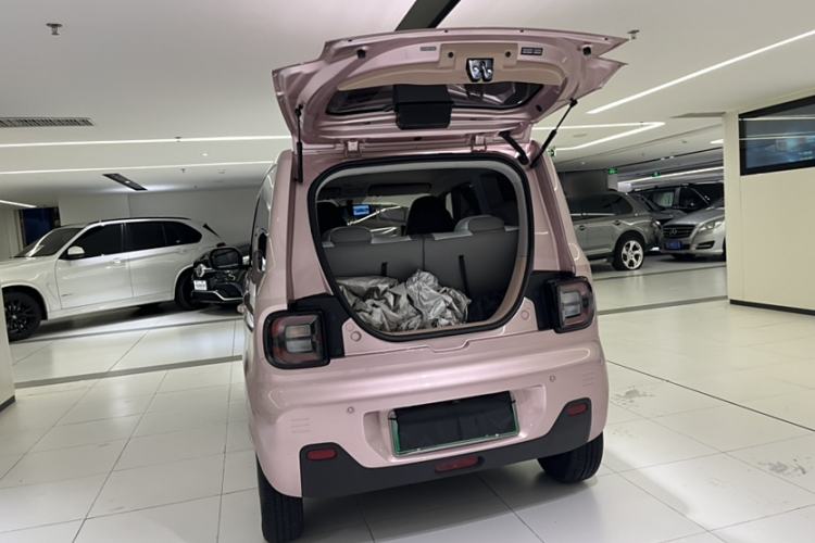 Used Geely Galaxy Panda 2023 Panda Mini 200km Endurance Bear Exterior 4