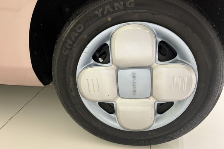 Used Geely Galaxy Panda 2023 Panda Mini 200km Endurance Bear Exterior 6