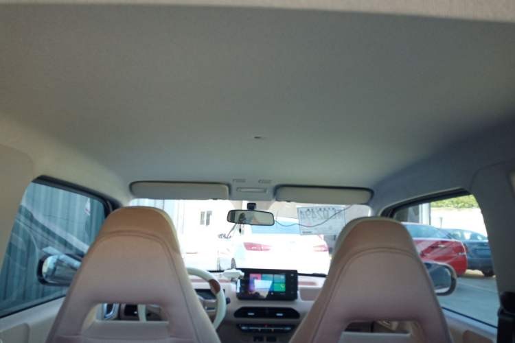 Used Geely Galaxy Panda 2023 Panda Mini 200km Endurance Bear Headliner