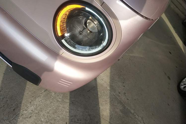 Used Geely Galaxy Panda 2023 Panda Mini 200km Dynamic Bear Left Front Headlight