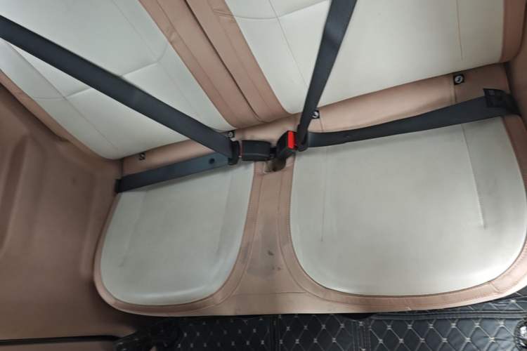 Used Geely Galaxy Panda 2023 Panda Mini 200km Endurance Bear Left Rear Seat