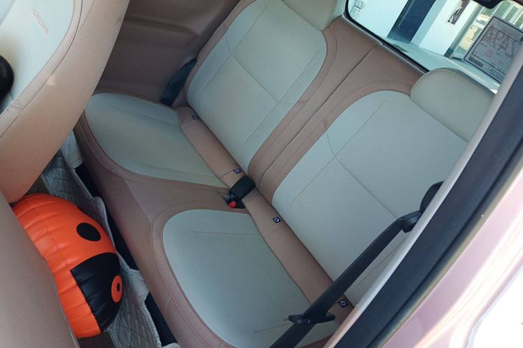 Used Geely Galaxy Panda 2023 Panda Mini 200km Endurance Bear Left Rear Seat