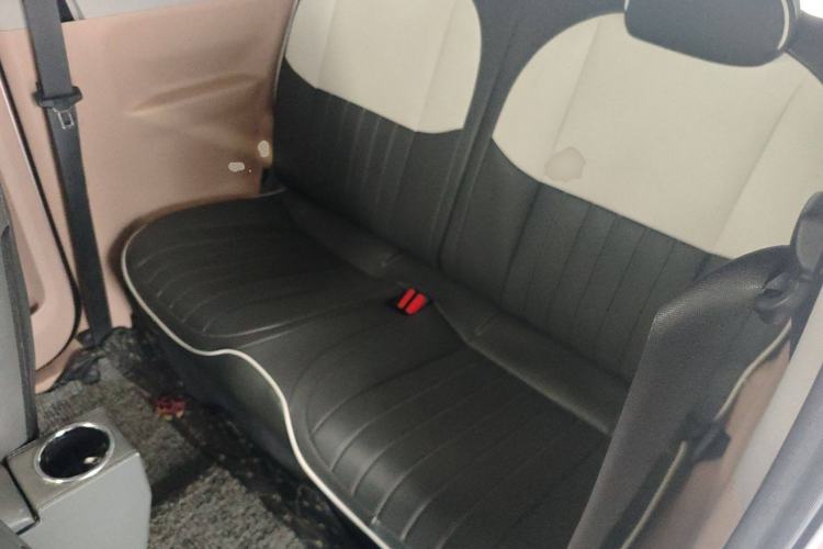 Used Geely Galaxy Panda 2023 Panda Mini 200km Endurance Bear Left Rear Seat