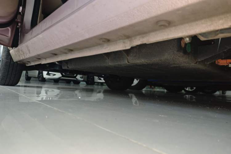 Used Geely Galaxy Panda 2023 Panda Mini 200km Endurance Bear Left Side Sill