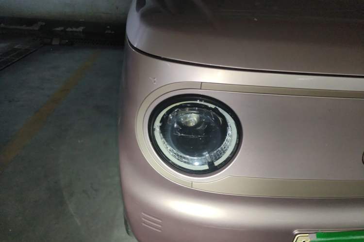 Used Geely Galaxy Panda 2023 Panda Mini 200km Endurance Bear Right Front Headlight