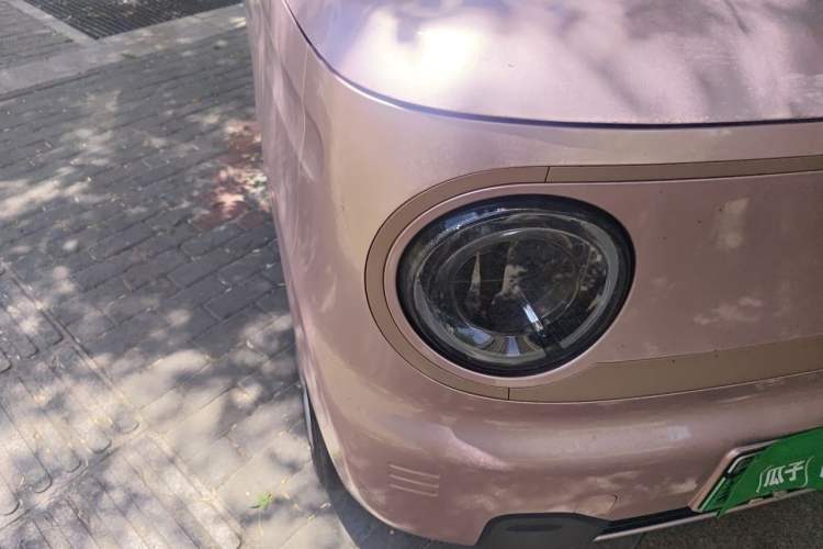 Used Geely Galaxy Panda 2023 Panda Mini 200km Endurance Bear Right Front Headlight