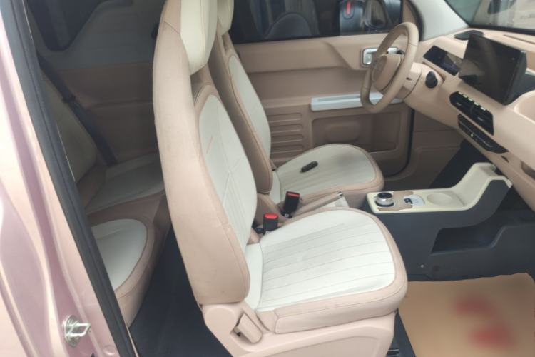 Used Geely Galaxy Panda 2023 Panda Mini 200km Endurance Bear Right Front Seat