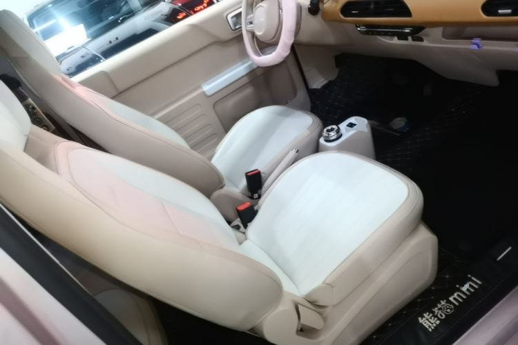 Used Geely Galaxy Panda 2023 Panda Mini 200km Endurance Bear Right Front Seat
