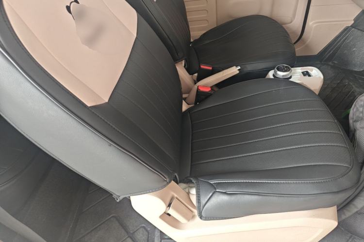 Used Geely Galaxy Panda 2023 Panda Mini 200km Endurance Bear Right Front Seat