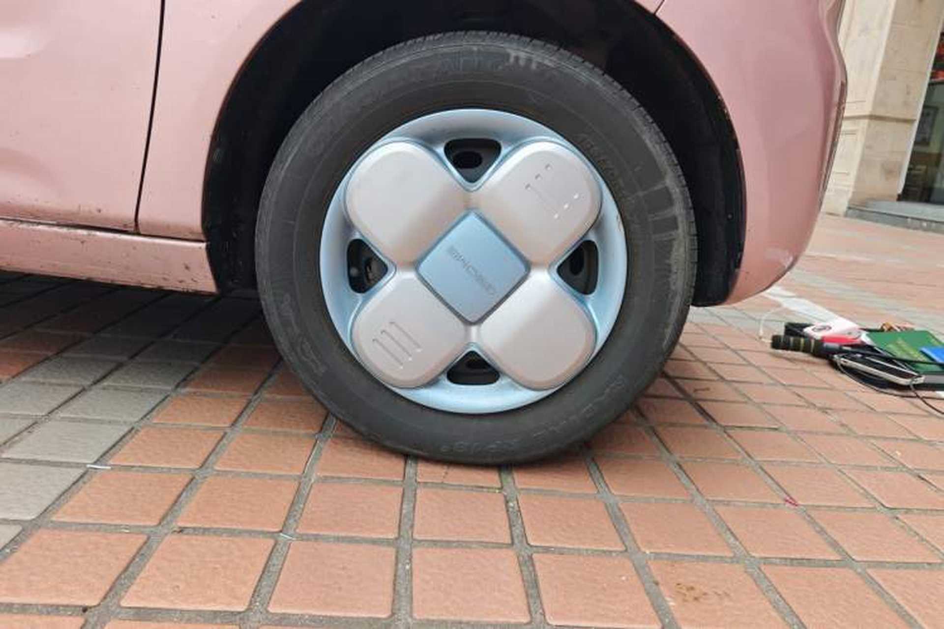 Used Geely Galaxy Panda 2023 Panda Mini 200km Endurance Bear Right Front Wheel Hub