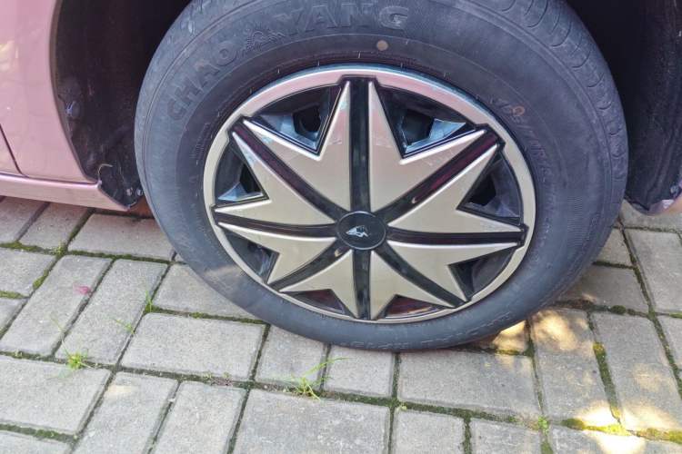 Used Geely Galaxy Panda 2023 Panda Mini 200km Endurance Bear Right Front Wheel Hub