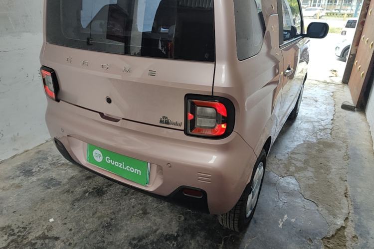Used Geely Galaxy Panda 2023 Panda Mini 200km Endurance Bear Right Rear Taillight