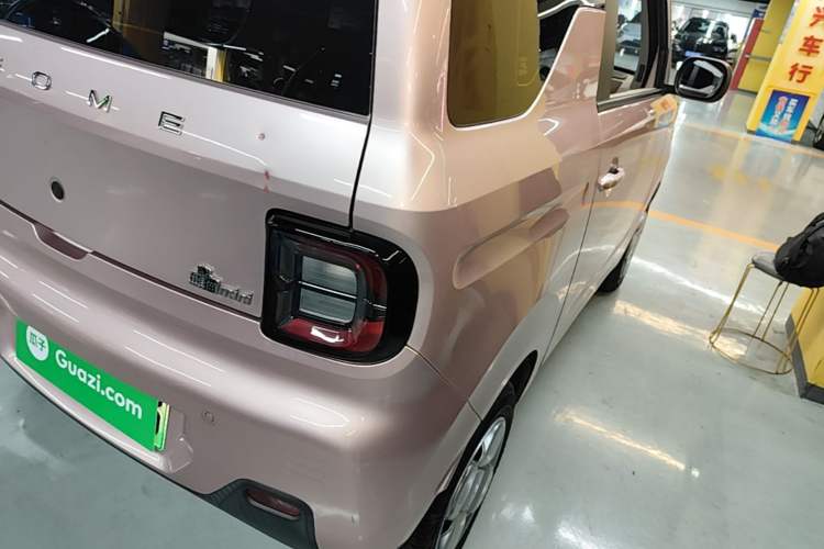 Used Geely Galaxy Panda 2023 Panda Mini 200km Endurance Bear Right Rear Taillight