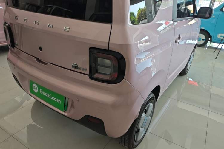 Used Geely Galaxy Panda 2023 Panda Mini 200km Endurance Bear Right Rear Taillight