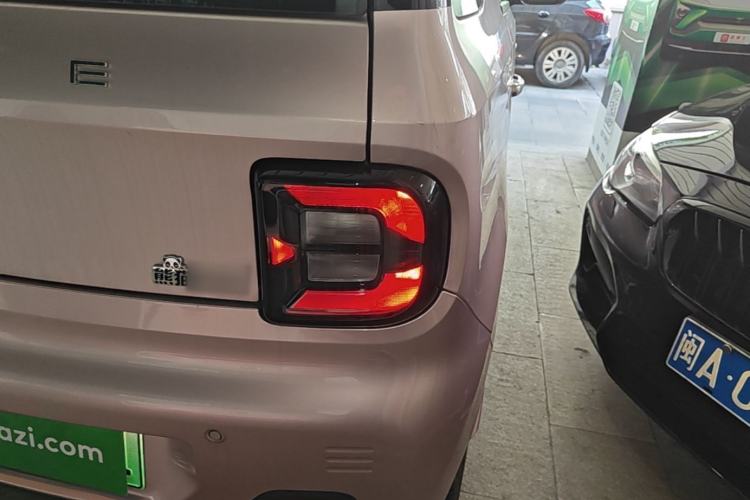Used Geely Galaxy Panda 2023 Panda Mini 200km Dynamic Bear Right Rear Taillight
