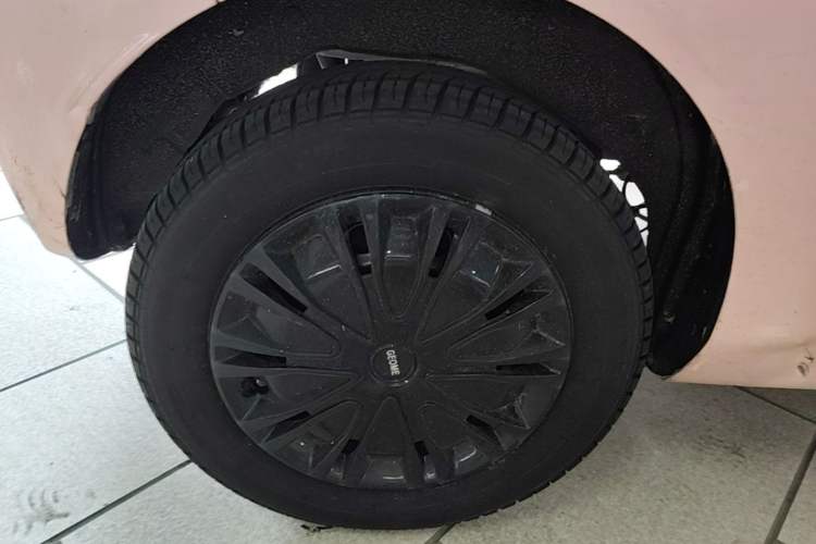 Used Geely Galaxy Panda 2023 Panda Mini 200km Endurance Bear Right Rear Wheel Hub