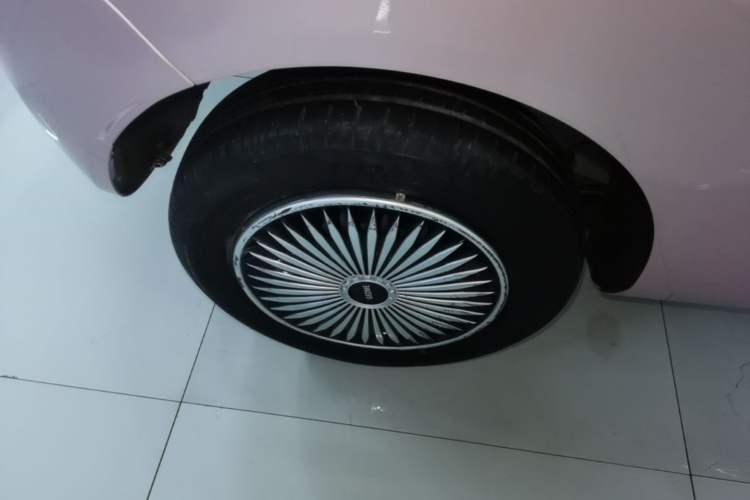 Used Geely Galaxy Panda 2023 Panda Mini 200km Endurance Bear Right Rear Wheel Hub