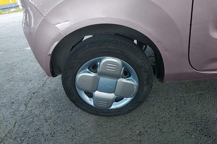 Used Geely Galaxy Panda 2023 Panda Mini 200km Endurance Bear Right Rear Wheel Hub