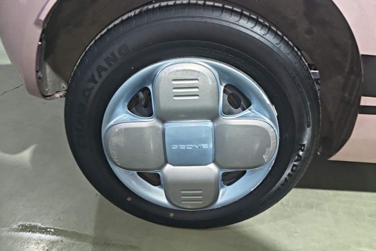 Used Geely Galaxy Panda 2023 Panda Mini 200km Endurance Bear Right Rear Wheel Hub