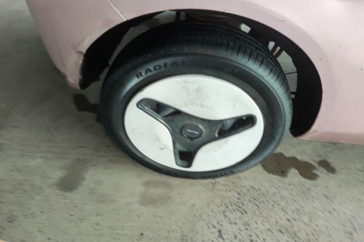 Used Geely Galaxy Panda 2023 Panda Mini 200km Dynamic Bear Right Rear Wheel Hub